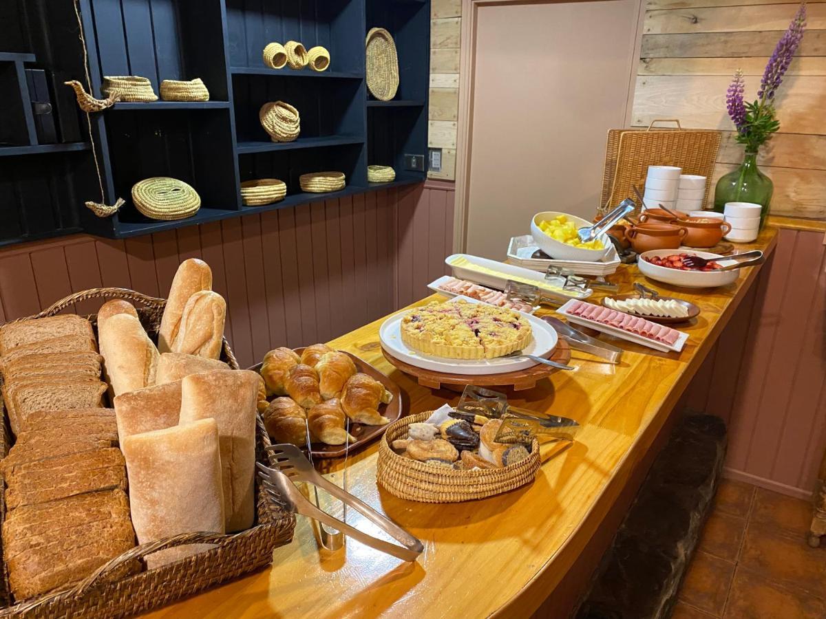 Hotel Aquaterra Puerto Natales Ngoại thất bức ảnh
